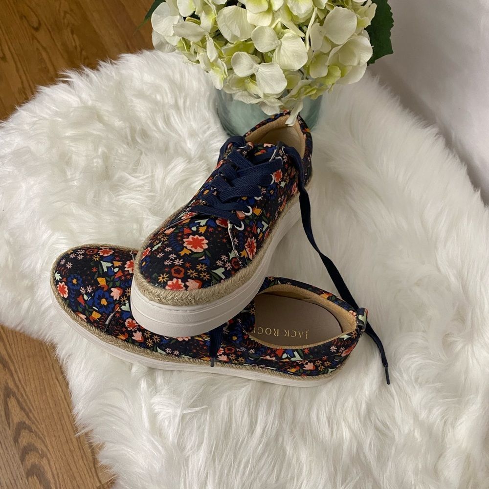 JACK ROGERS
WOMEN'S MIA PLATFORM SNEAKERS size 9 1/2
